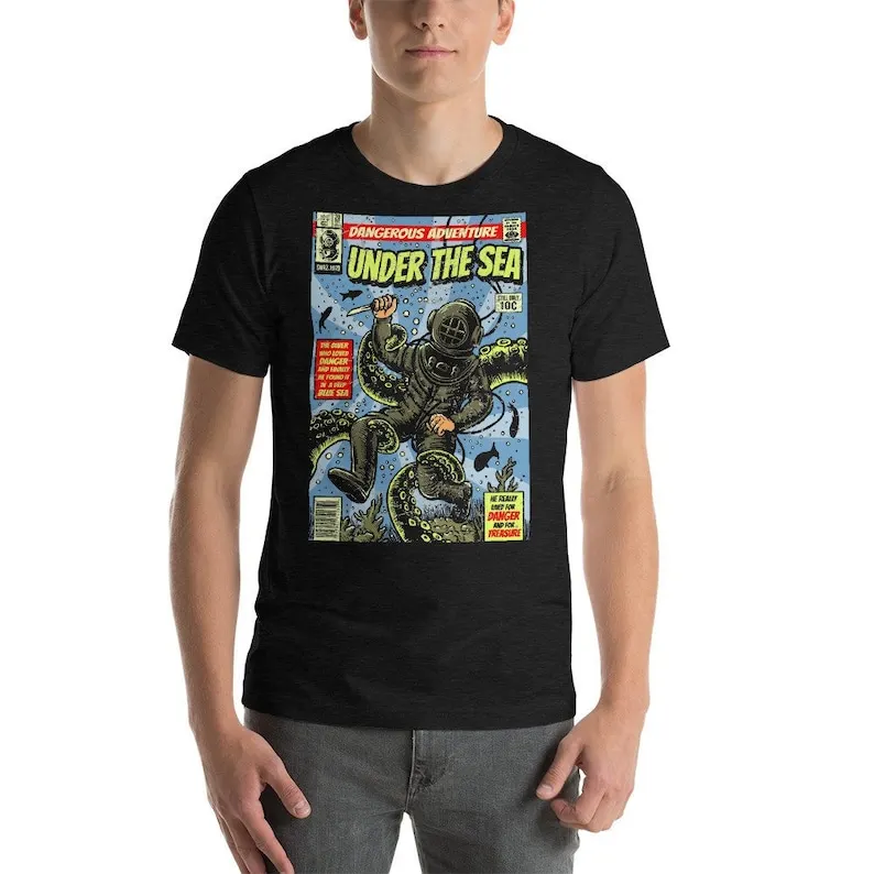 Retro Under The Sea Vintage Kraken Octopus Attacks Deep Diver Comic Book Cover Short-Sleeve Unisex T-Shirt