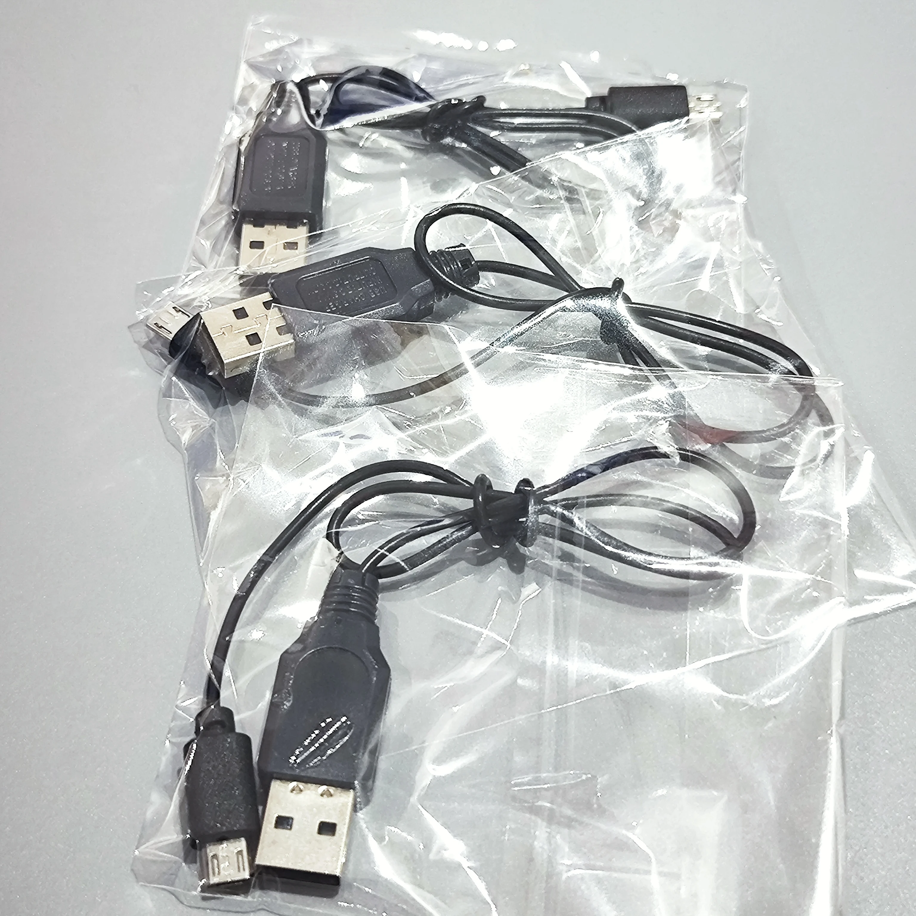 

4D-V8 Original USB Charging Wire 3PCS for 4DRC V8 MINI Four-axis Quadcopter Lithium Battery Charge Accessories Spare Parts