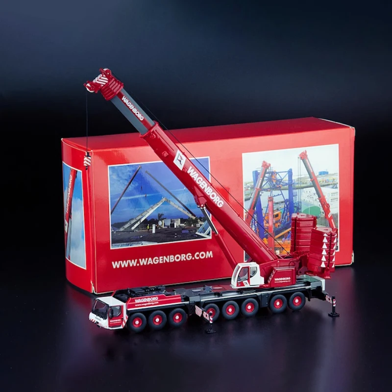 IMC Diecast 1:87 Scale LTM 1450-8.1 Crane Alloy Engineering Truck Model 32-0098 Collection Souvenir Display Gift Red Model