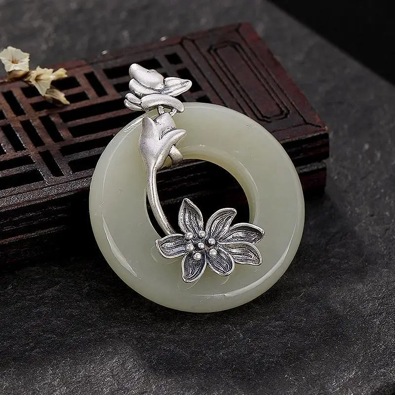 

Original Design Hollow Creative Natural Hetian White Magnolia Flower Pendant Necklace Chinese Retro Charm Women's Silver Jewelry