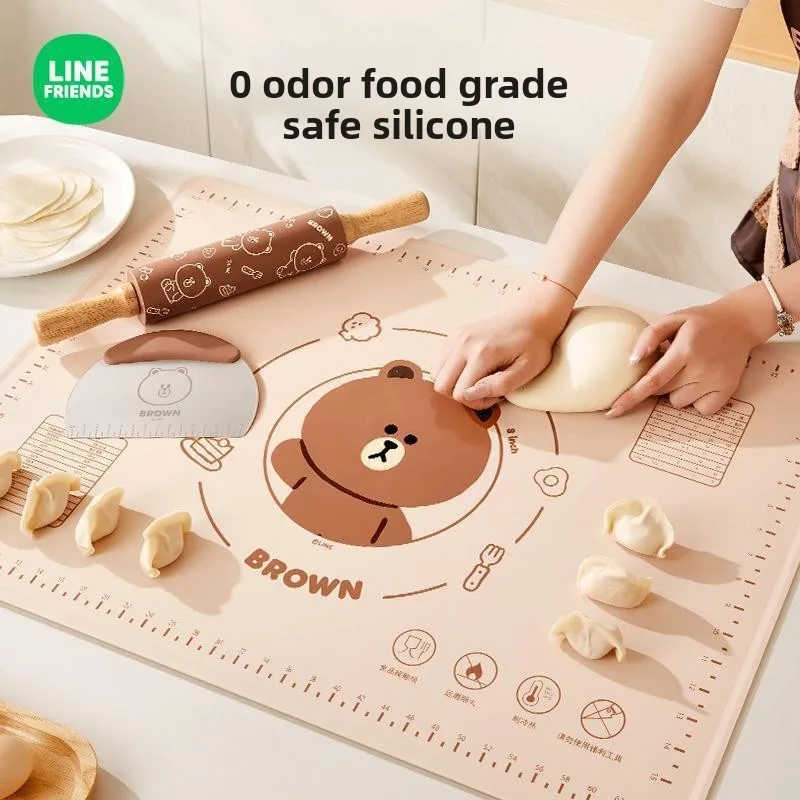 

LINE FRIENDS Brown Cony anime cartoon cute silicone kneading mat kawaii home kitchen baking non-slip rolling mat gift wholesale