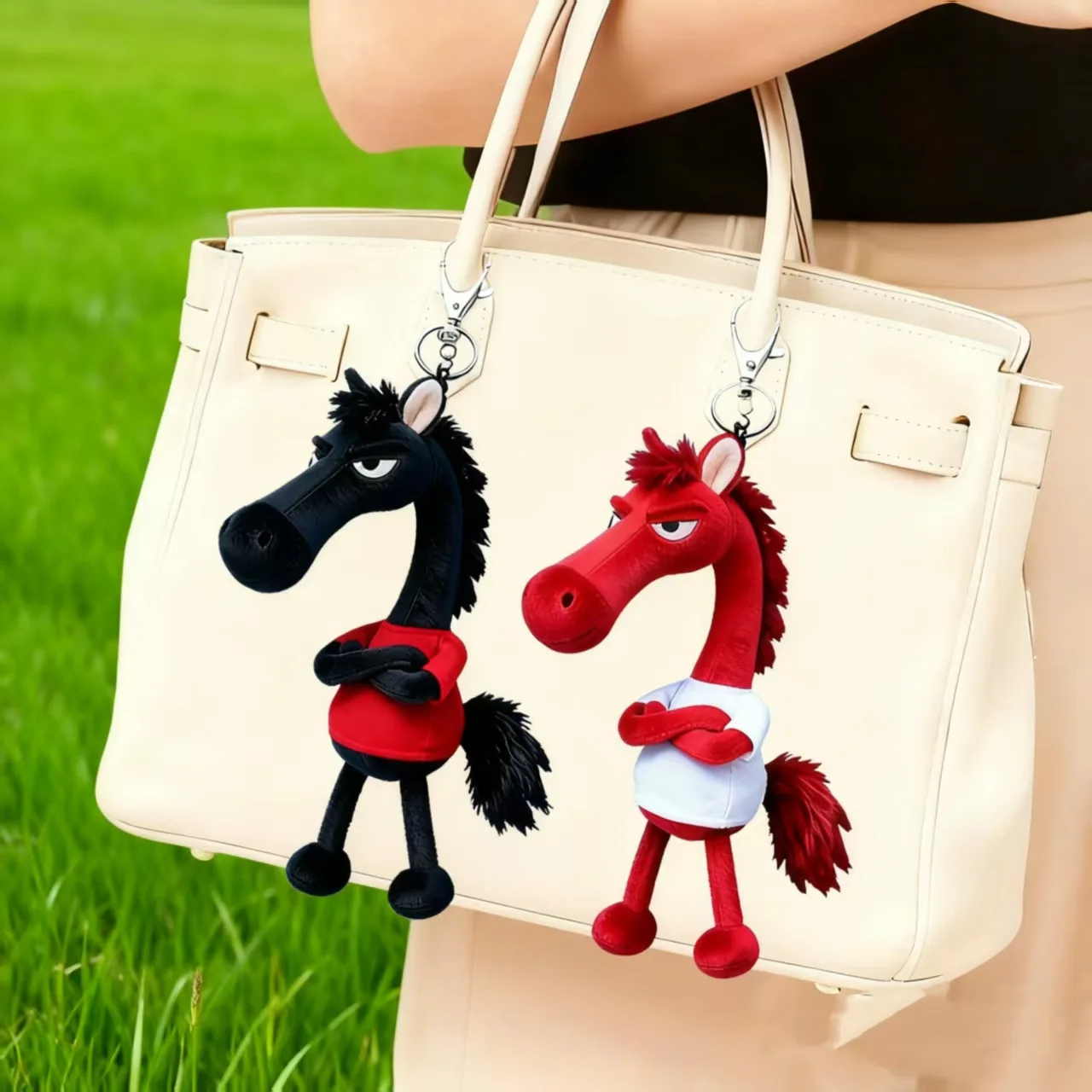 

1Pc Black Horse Plush Keychain - Year of The Horse Backpack Pendant New Year Gifts for Boys & Girls