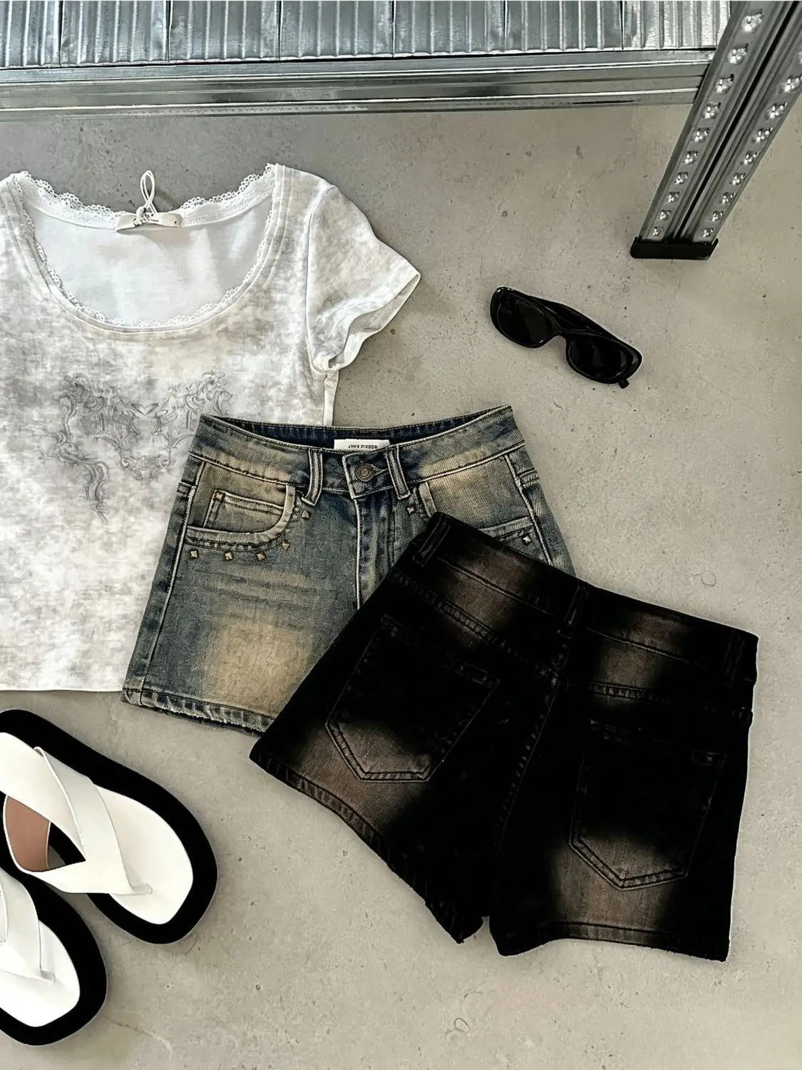 American Spice Girl Rivet Jeans High Waist Shorts Women's Summer Hip Wrap Hot Pants Super Short