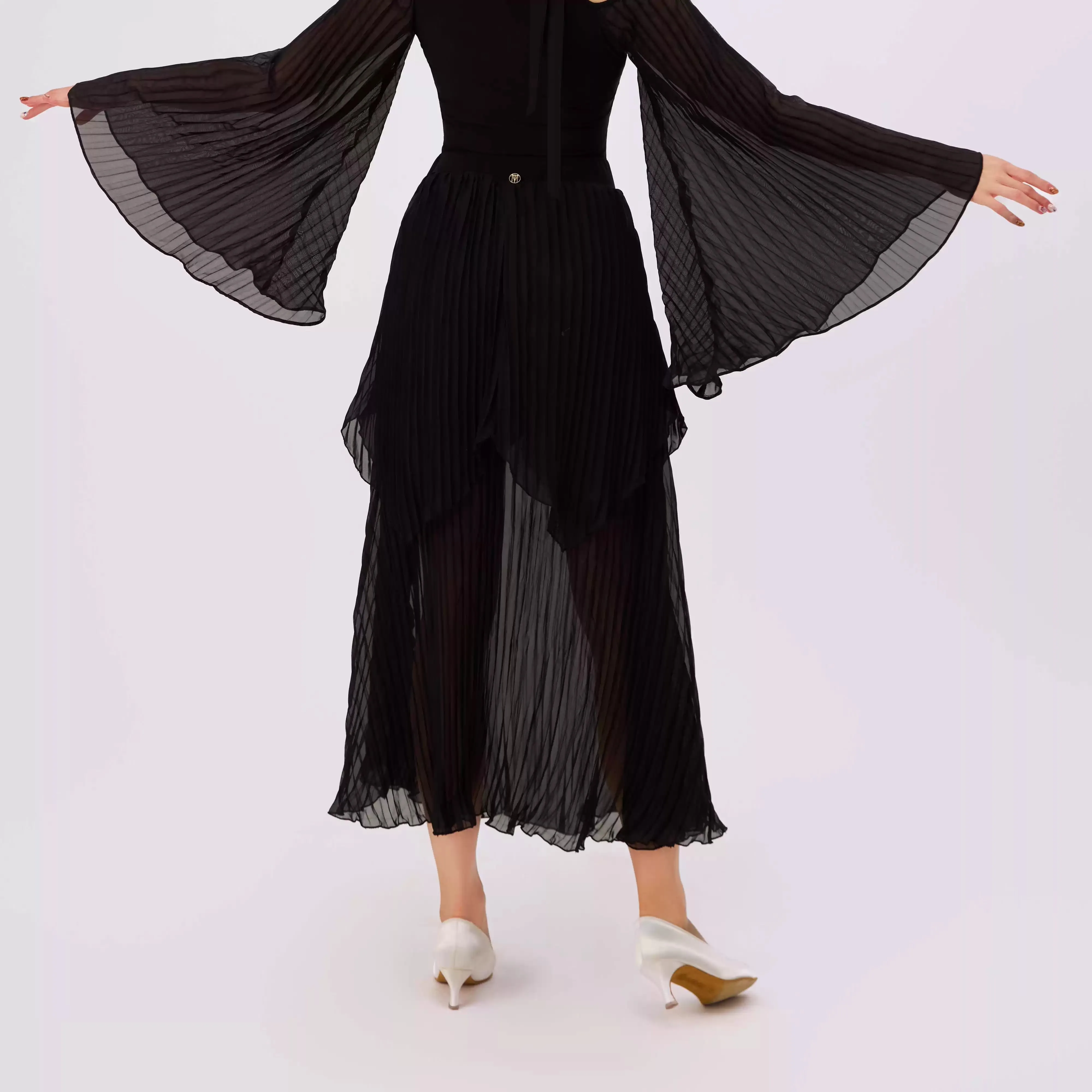 2025 Nuovi abiti da ballo moderni Costumi da spettacolo di valzer Grande gonna a rete altalena Abito da ballo da sala Pratica da indossare DN21918