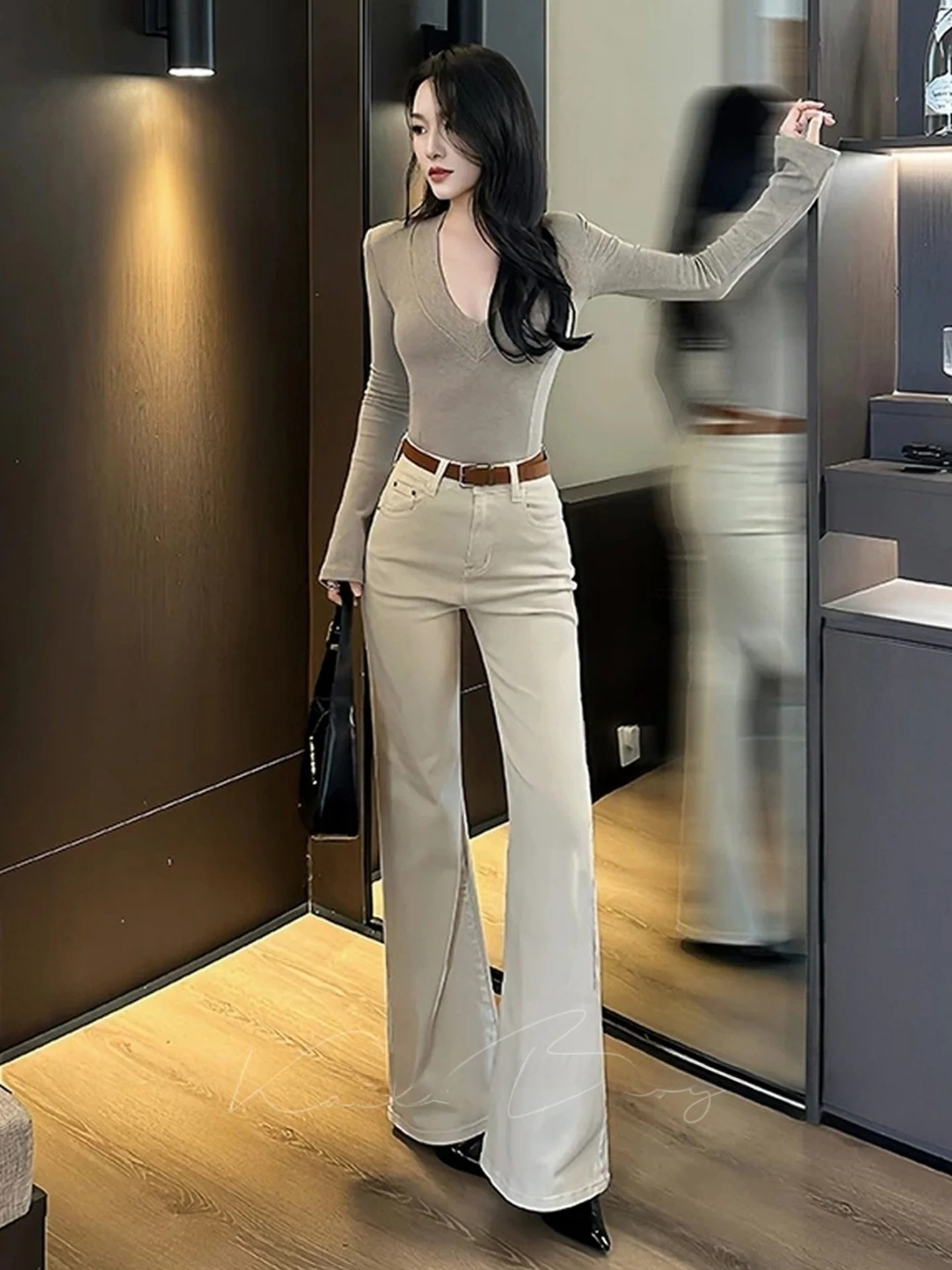 

Женские джинсы с высокой талией в стиле ретро, прямые, скрывающие недостатки фигуры, стройнящие, универсальные, для ранней весны, расклешенные, длинные брюки