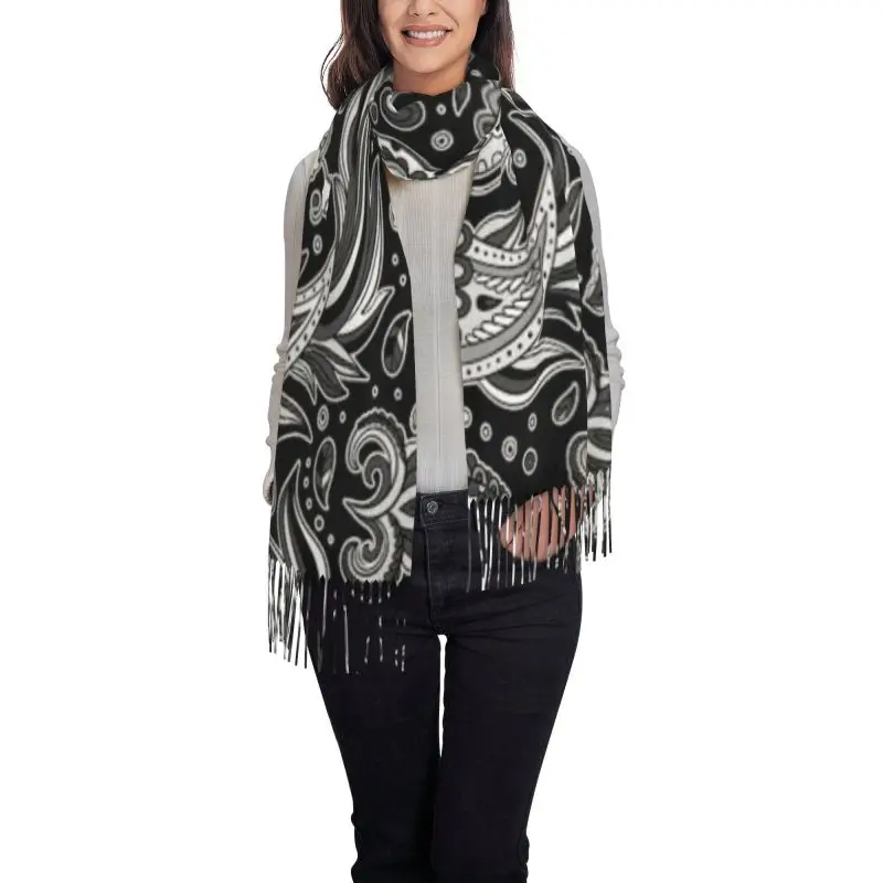 Paisley Print Black white printing Wraps model Scarf Cashmere Woman Wool Ladies Scarf Warm Scarf Women's Winter Scarves Autumn