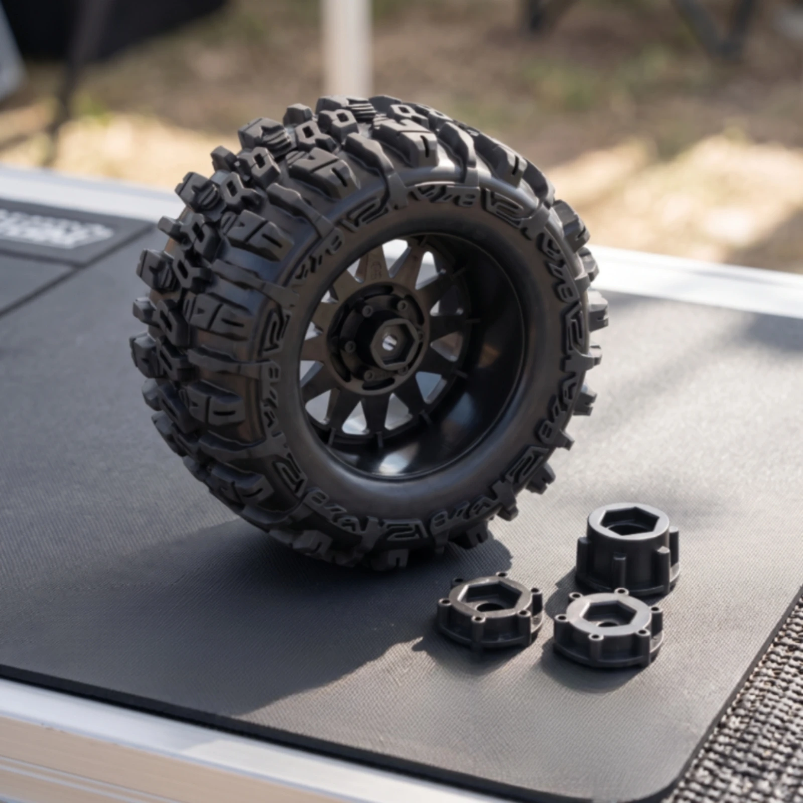 2 Pieces RC Monster Truck Tires Aggressive Pattern Pattern RC Tires with Hex Adapters All-Terrain Molded Rubber