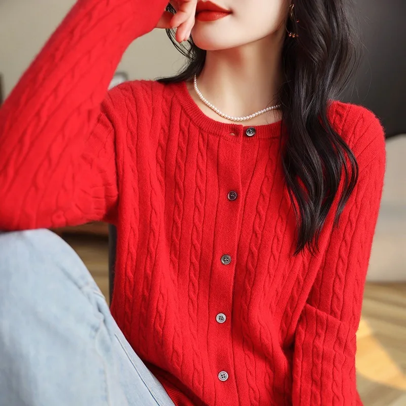 2024 Winter New Vintage Round-Neck Knit Cardigan for Women - Loose Versatile Cabled Knit Sweater for Layering