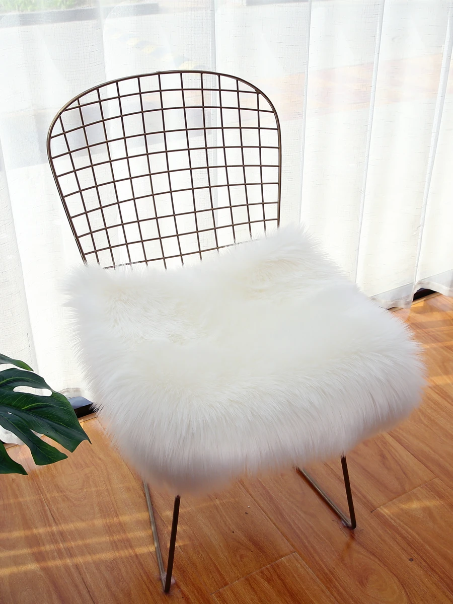 

Thiened Hollow out Woolen Chair Pad Square Sofa Pad Long Plu Vani Stool Pad Cuter Chair Pad Home Decorative Cuion