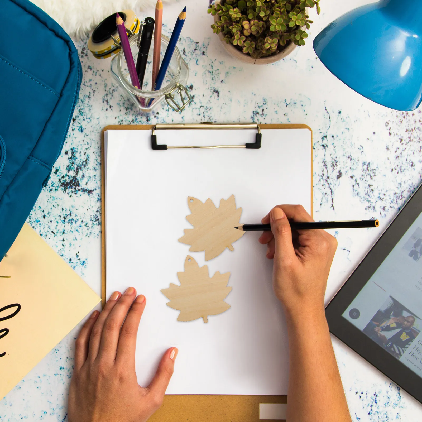 

6Pcs DIY Wood Unfinished Maple Leaf Cutouts Fall Leaf Tags for Halloween Thanksgiving Fall Classroom Decor Wood Slice Ornaments