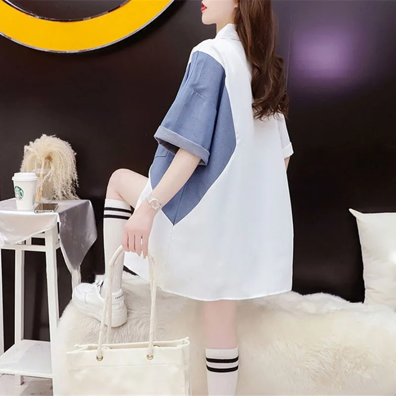 Camicia di jeans patchwork di media lunghezza femminile Primavera Estate Autunno 2025 Nuove donne Top Fashion Camicia resistente al sole Giacca manica corta