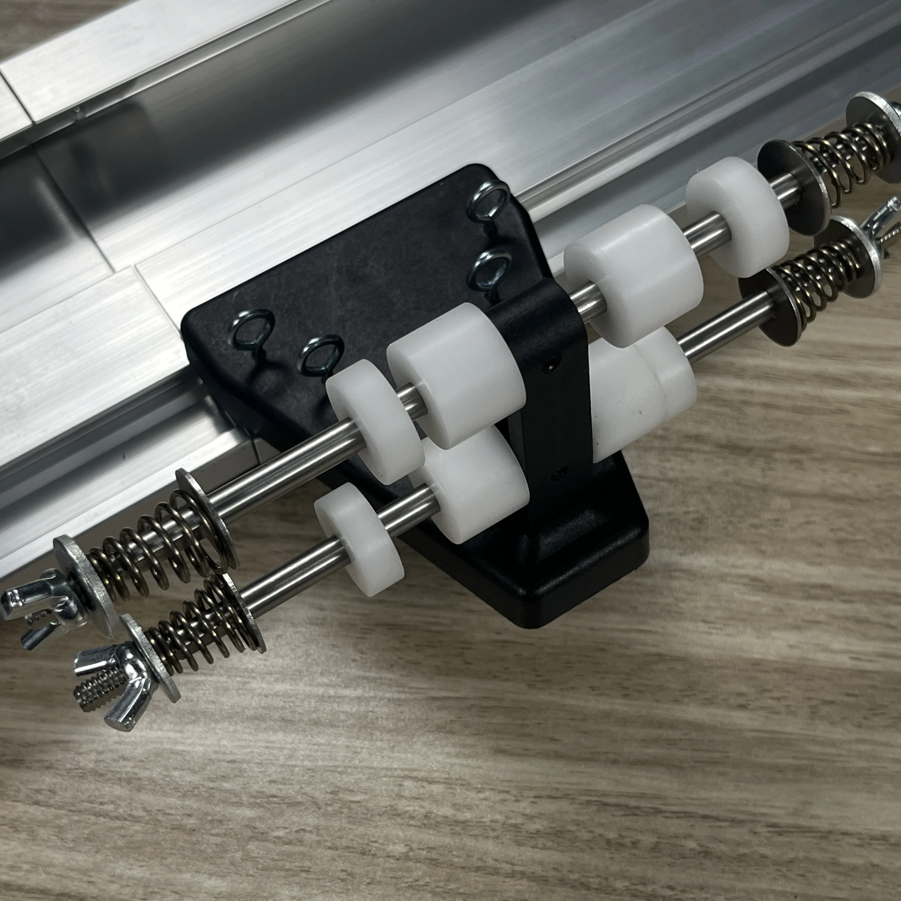 ماكينة تغليف وتجفيف صنارة الصيد من ToMyo لنمط التغليف المتقاطع