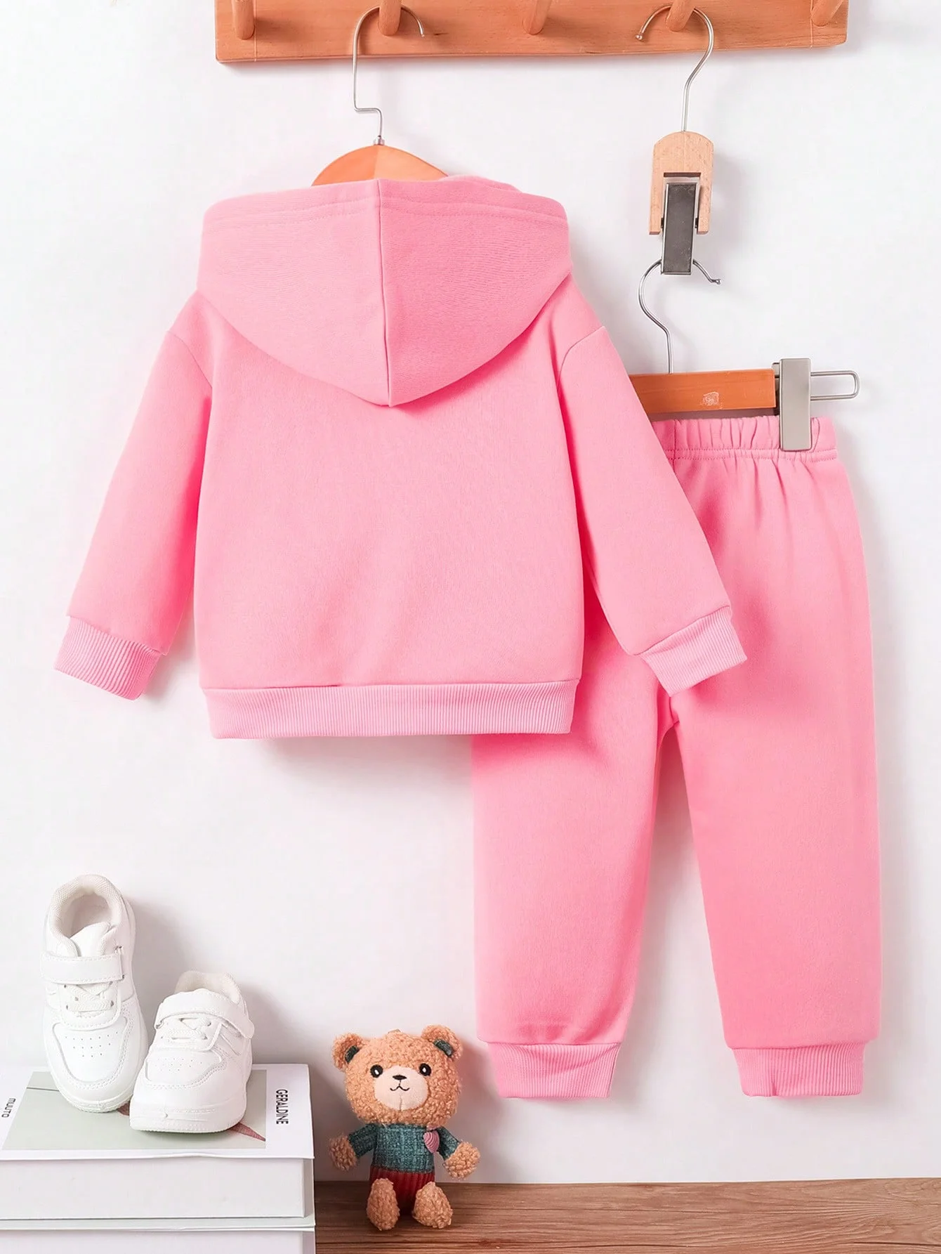 Baby girl fashion cartoon cat pattern long sleeved hooded sweatshirt+casual pants set, spring and autumn sports two-piece set