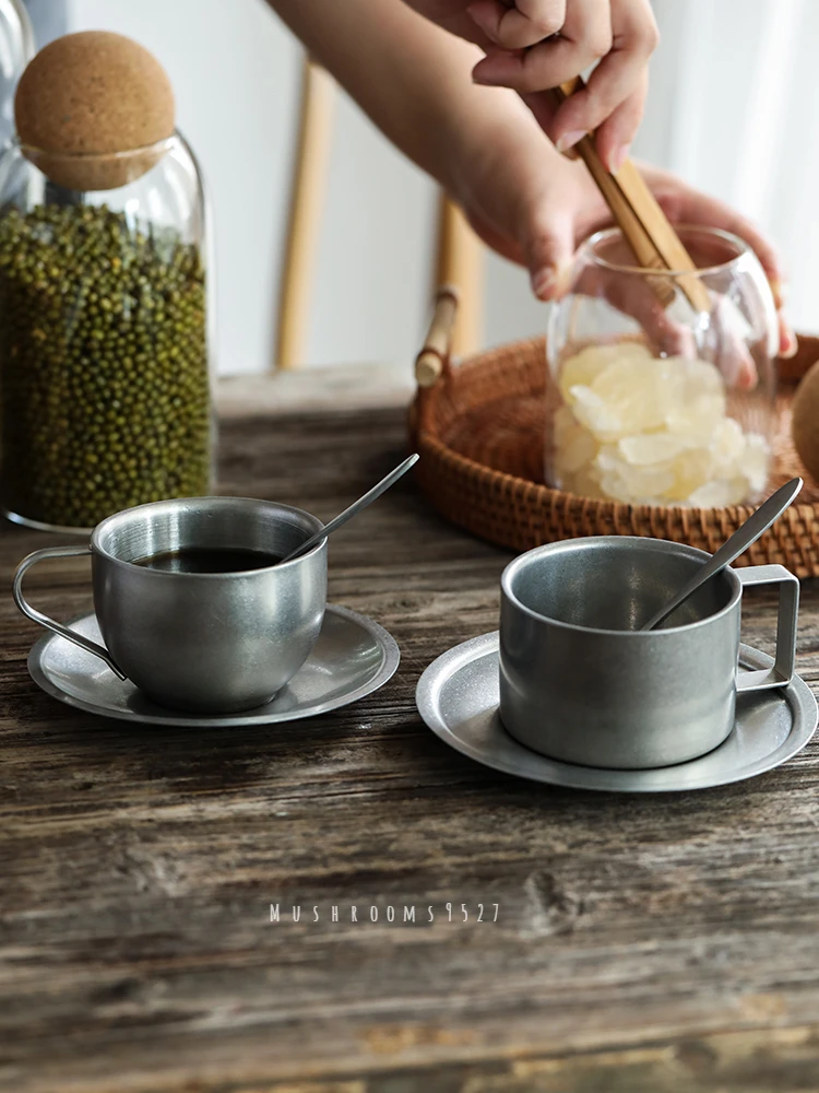 Taza de café de acero inoxidable 304 antigua esmerilada Vintage de estilo Industrial japonés, platillo y cuchara, juego de vajilla mate para el hogar