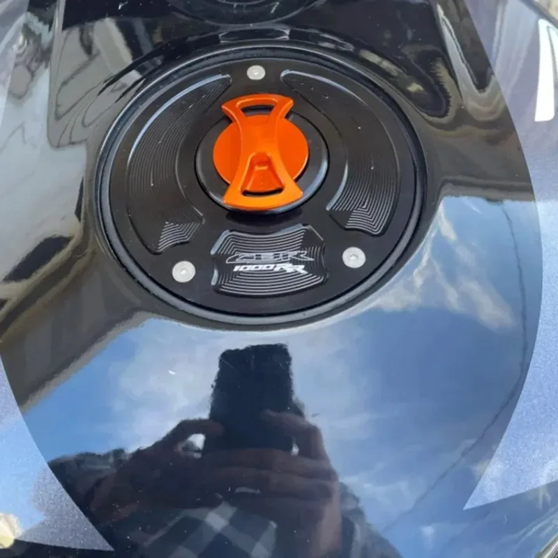 CNC Cover For Honda CBR1000RR Fireblade 2000-2013 2006 2007 2008 2009 2010 2011 2012 Motorcycle Keyless Fuel Gas Tank Cap