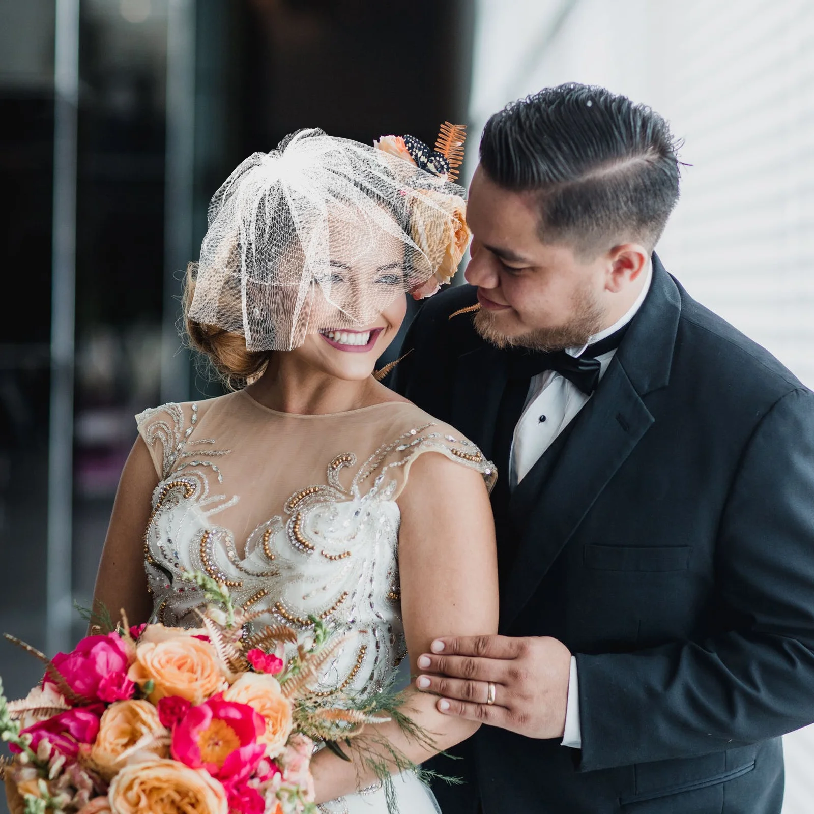 

1Pcs Bridal Veil Short Chic Romantic Elegant Wedding Hair Accessory Decorative Bride Headwear Veil Hair Ornament Wedding Dress