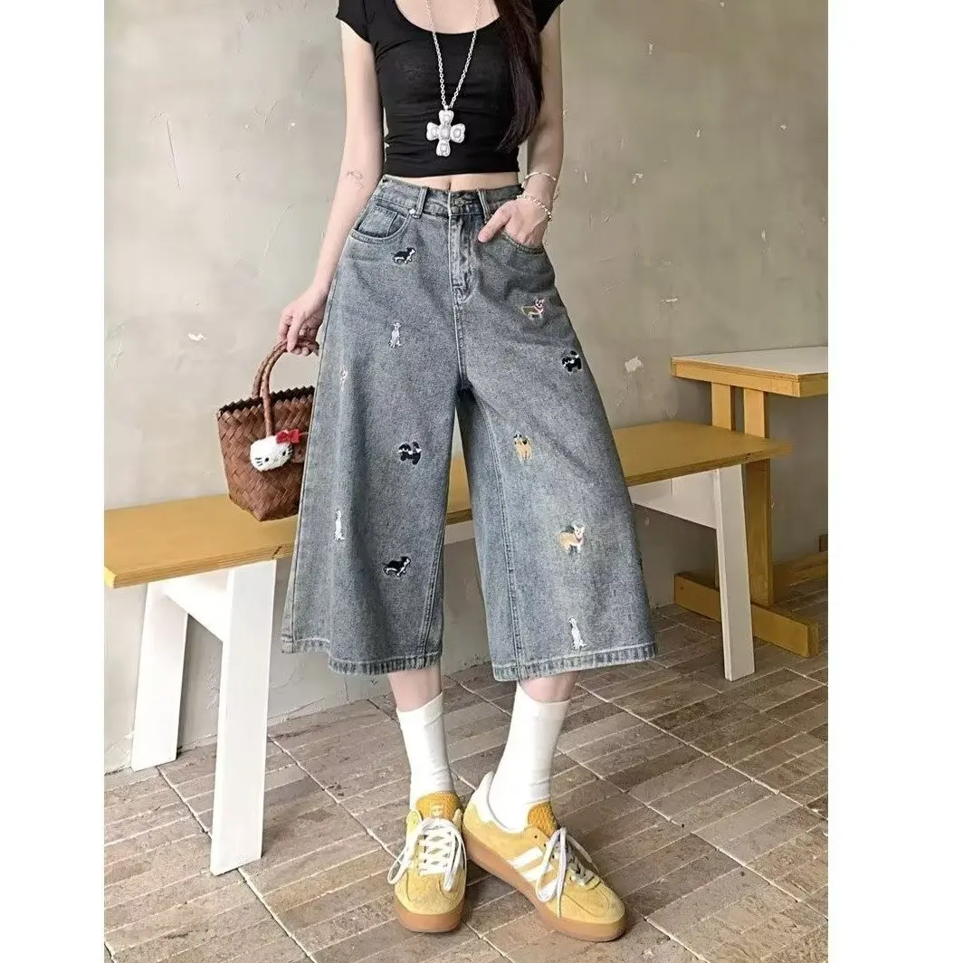

Plus Size Embroidered Jeans Women 2025 Summer Slim Fit Straight Leg Capri Denim Pants High Waisted Vintage American Style Casual