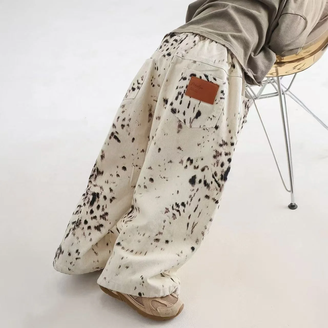 

Korean Style Boys Jeans Spring Autumn Kids Apricot Leopard Print Casual Wide Leg Pants Children Versatile Trousers 3-11Y