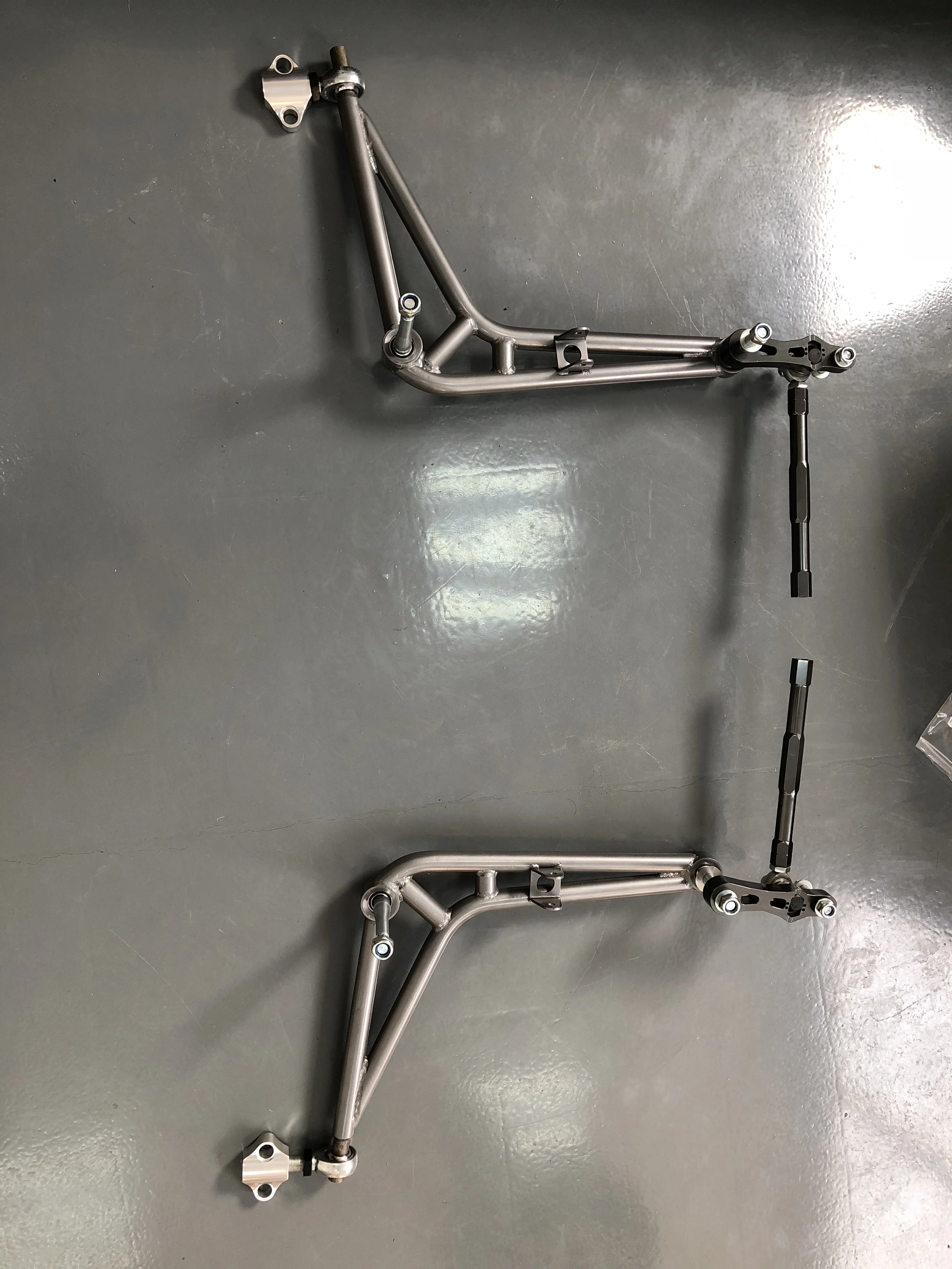 TLF Vendita Calda FAPO PZ006310 per Serie 3 4th Gen 1997-2006 E46 Kit Angolo di Deriva Anteriore di Alta Qualità Braccio di Controllo Braccio di Cambio