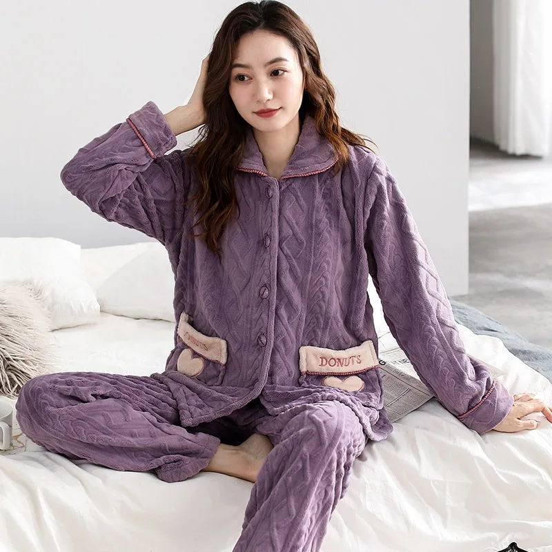 

2023 New Flannel Plus-size Pajamas Women Autumn Winter Thick Coral Fleece Cardigan Mom Set Home Clothes Can Be Worn Outside