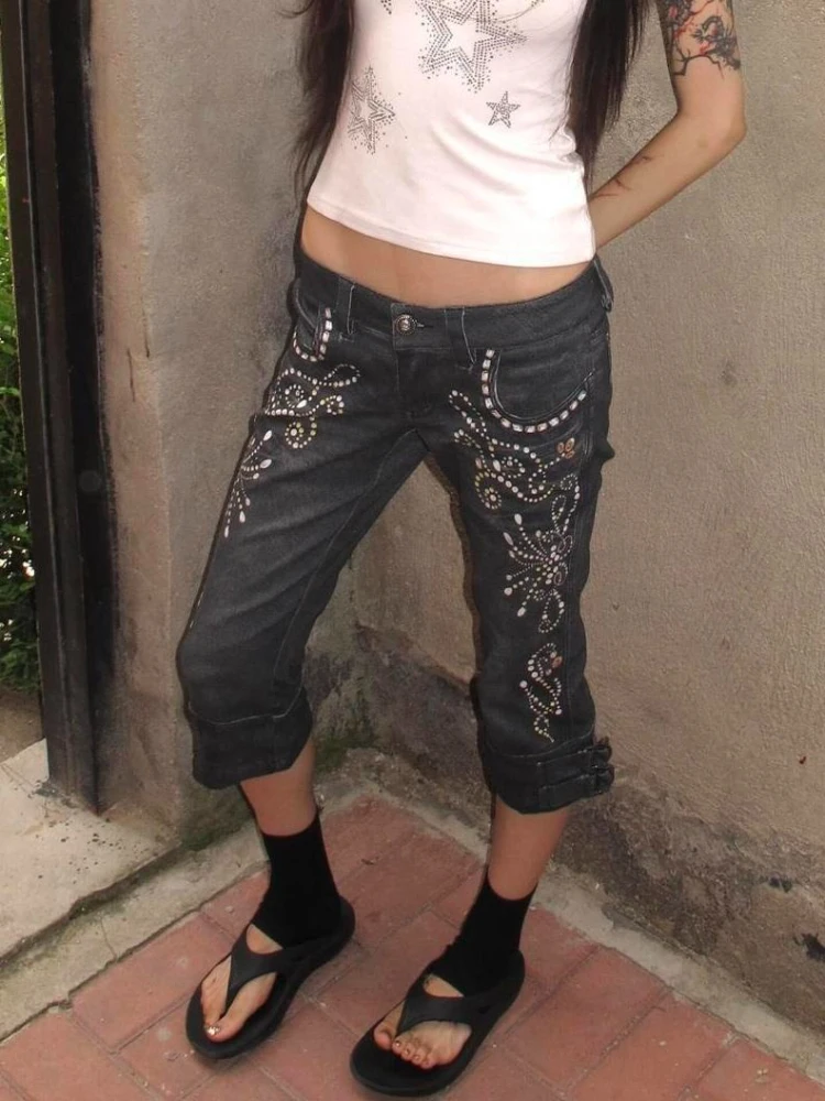 American Vintage Washed Distressed Cropped Jeans Hot Girl Women Casual Streetwear Y2k Retro Denim Capris Gem Print Bodycon
