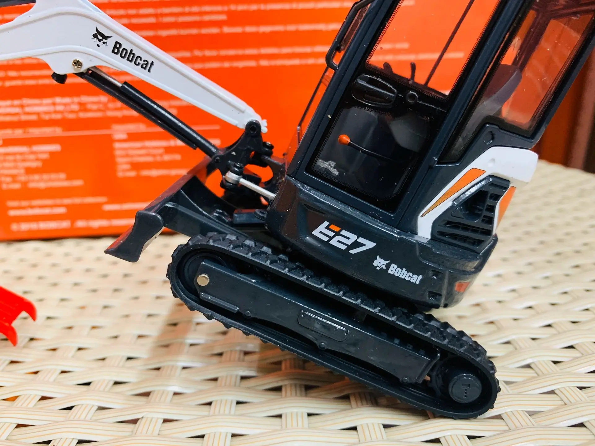 Universal Hobbies UH8133 Bobcat E26 Compact Excavator With Cabin 1/25 Scale Die-Cast Model