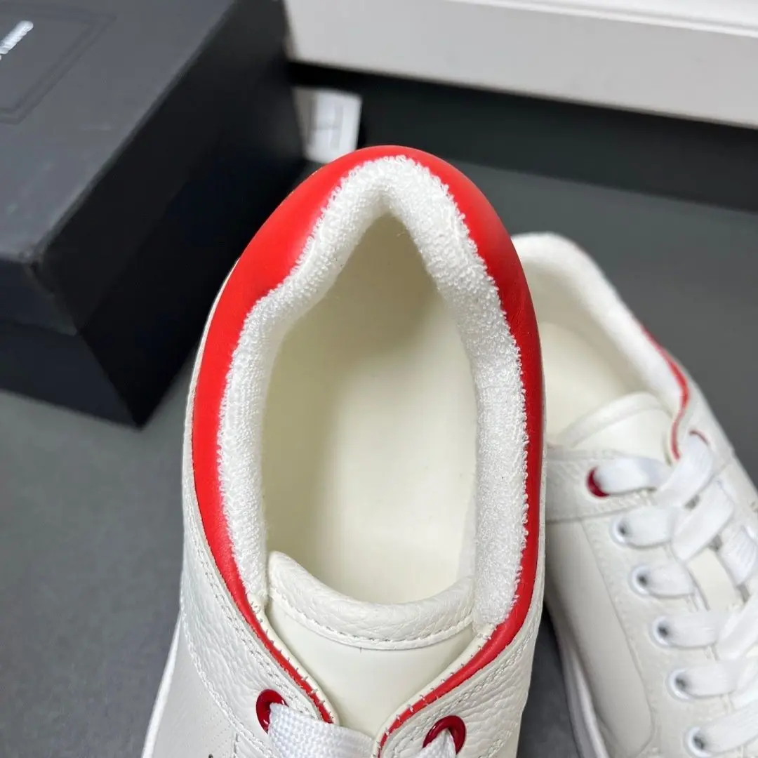 Unisex White Red Color Block Fleece Lined Low Top Sneakers Grain Leather Casual Shoes Flat Warm Autumn Winter Street Skate Footwear for Men Women