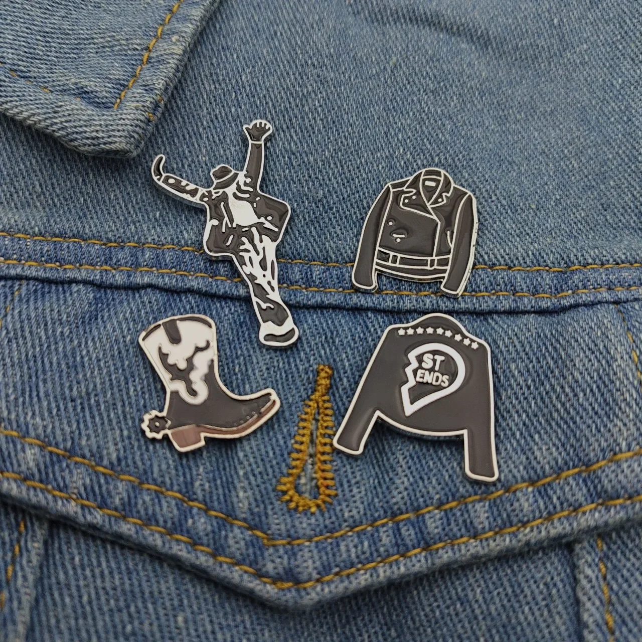 Michael Jackson Enamel Pins Alloy Souvenir Brooches for Women Men Jacket Lapel Badges Hat Vintage Accessory Backpacks Decor Gift