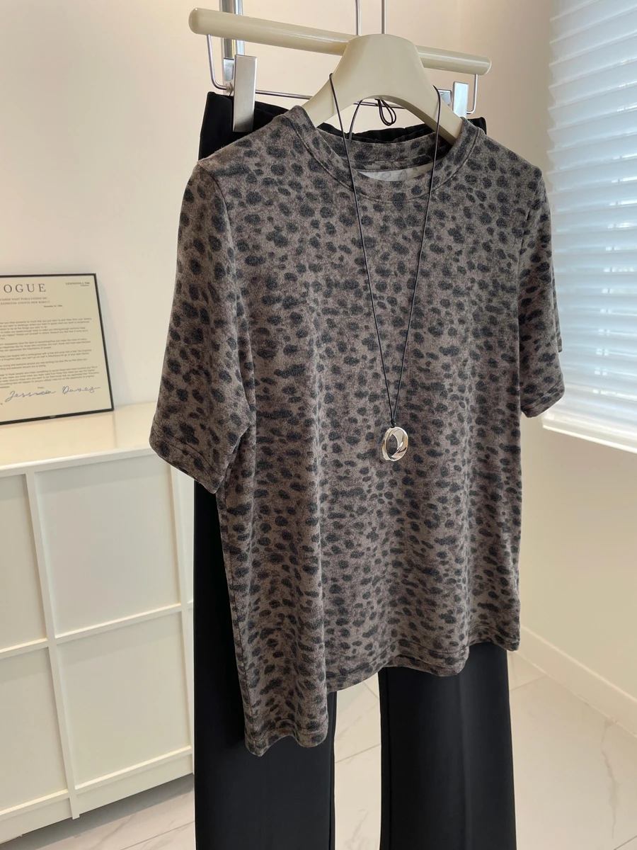 plus Size Women's Thickened German Velvet Short Sleeve T-Shirt Loose Fit Warm Top Leopard Print Spring Autumn Winter Casual Wear