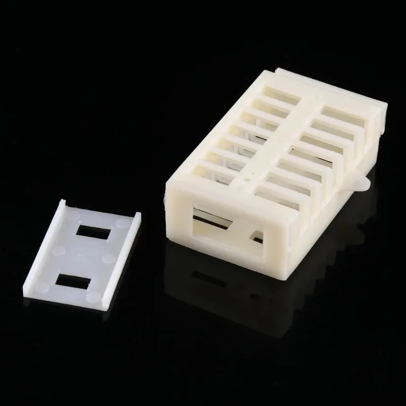 Tools Beekeepers Ma… - image