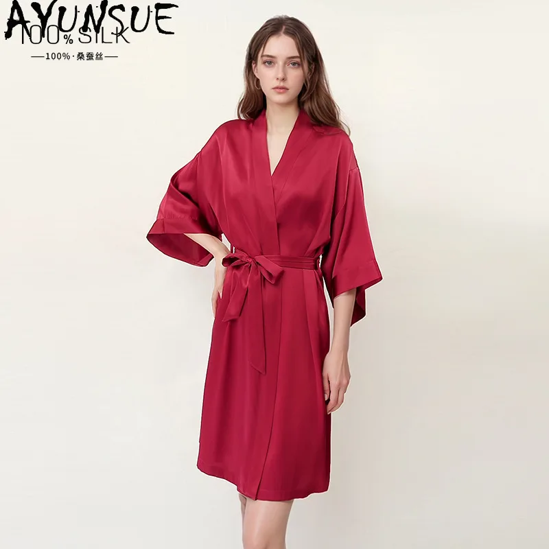 AYUNSUE 100% Natural Silk Robes for Woman Luxury Solid Color Night Gown Half Sleeve Robe V-neck Women's Pajamas and Robes 잠옷