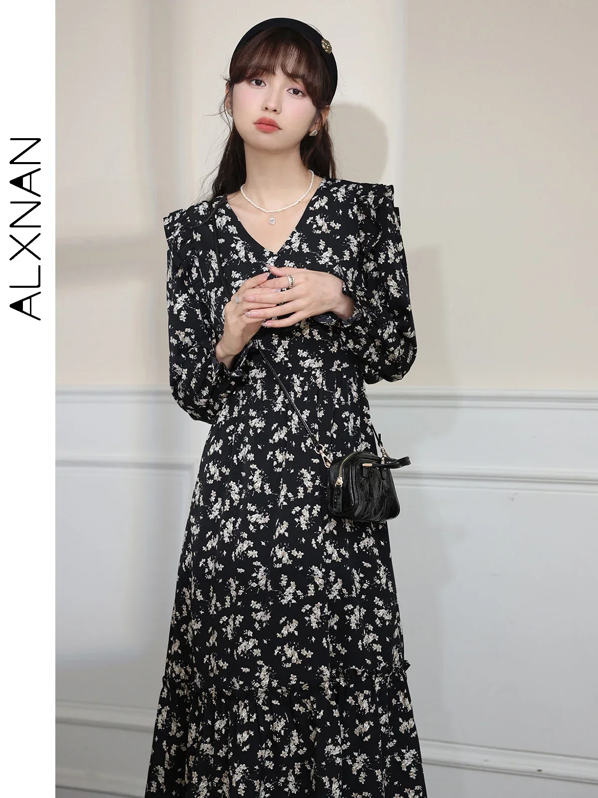 

ALXNAN Women's Black Floral Long Dress Elegant V-neck Retro Dress 2025 Fall Office Lady Long Sleeve Printed Dresses LXN271125