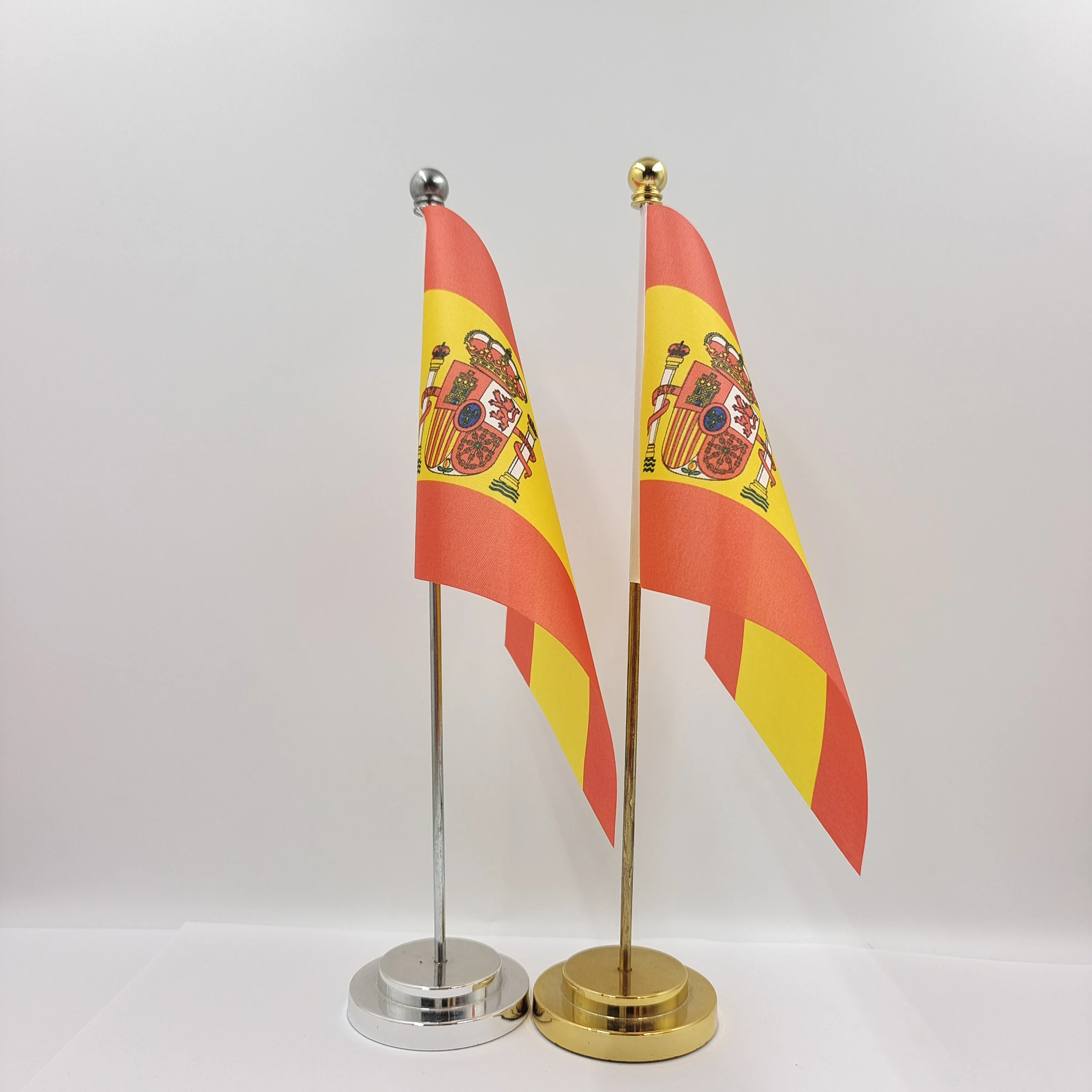 14x21cm Spain Table Desk  Flag Conference Desk Banner Polyester Spanish National Flag for Office Meeting Decor