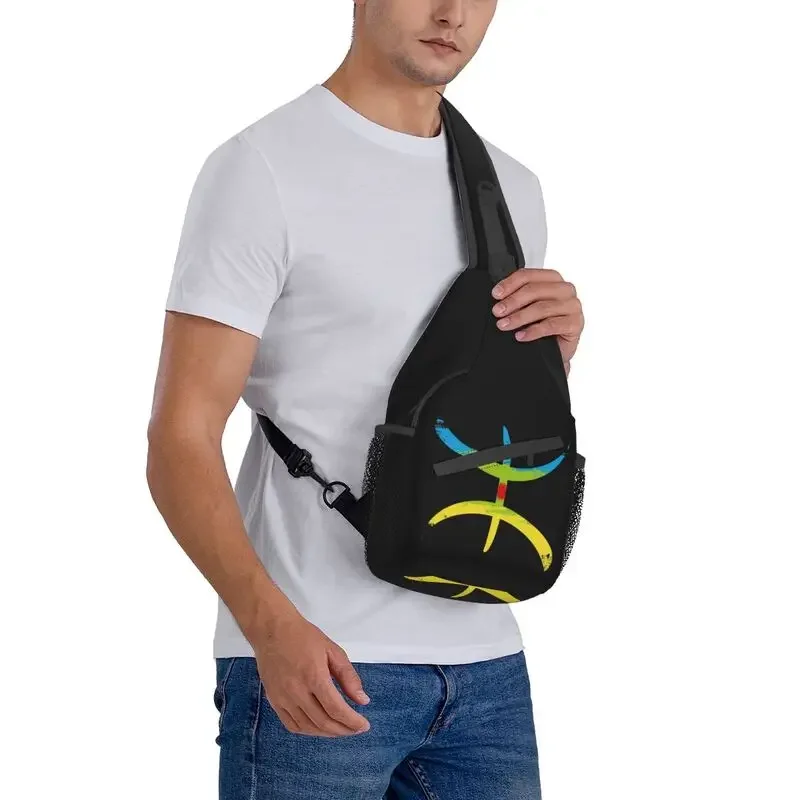 Sacs à bandoulière personnalisés Berber Amazigh Feel pour hommes, sac à dos à bandoulière poitrine initié à la mode, sac à dos de cyclisme et de camping