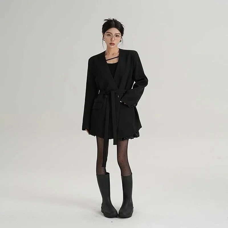 

Новинка 2023 года, женский миниатюрный пиджак, однотонный, свободный, с v-образным вырезом и кисточками, корейский уникальный весенне-осенний маленький костюм, молодежный красивый