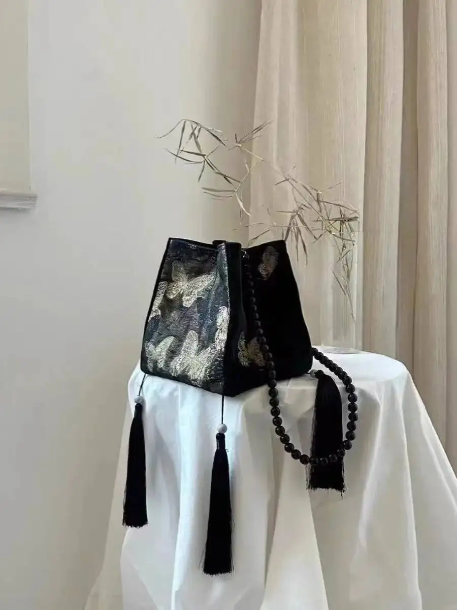 

Bloom Chinese Style Black Bucket Women Butterfly Embroidery Casual Messenger Bag Female Fairycore Aesthetic Handbag Chic