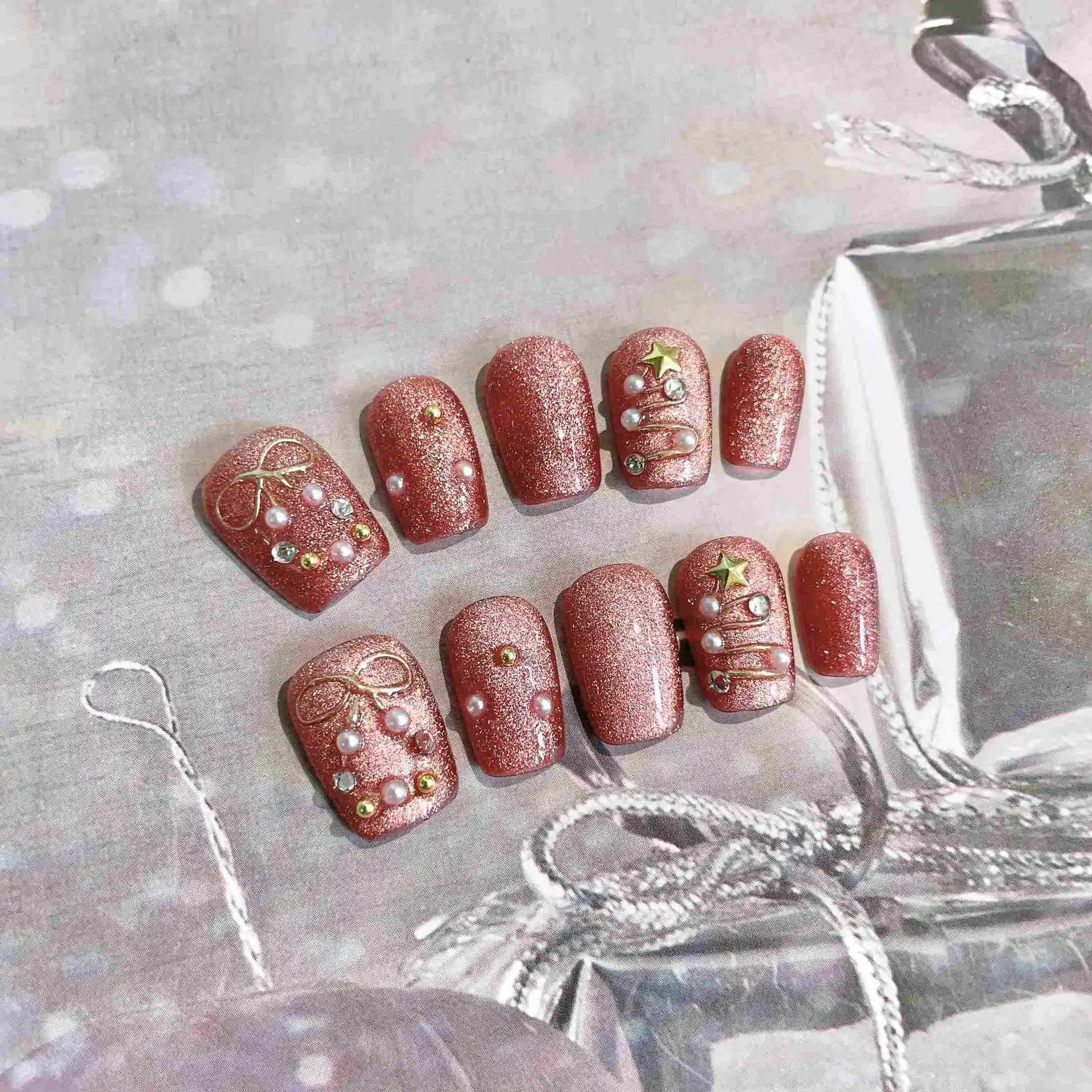 

10Pcs Handmade Press on Nails Christmas Cat's Eye Bow Glittering Full-Coverage Nail Tips for Women&Girl Removable Wearable Nail