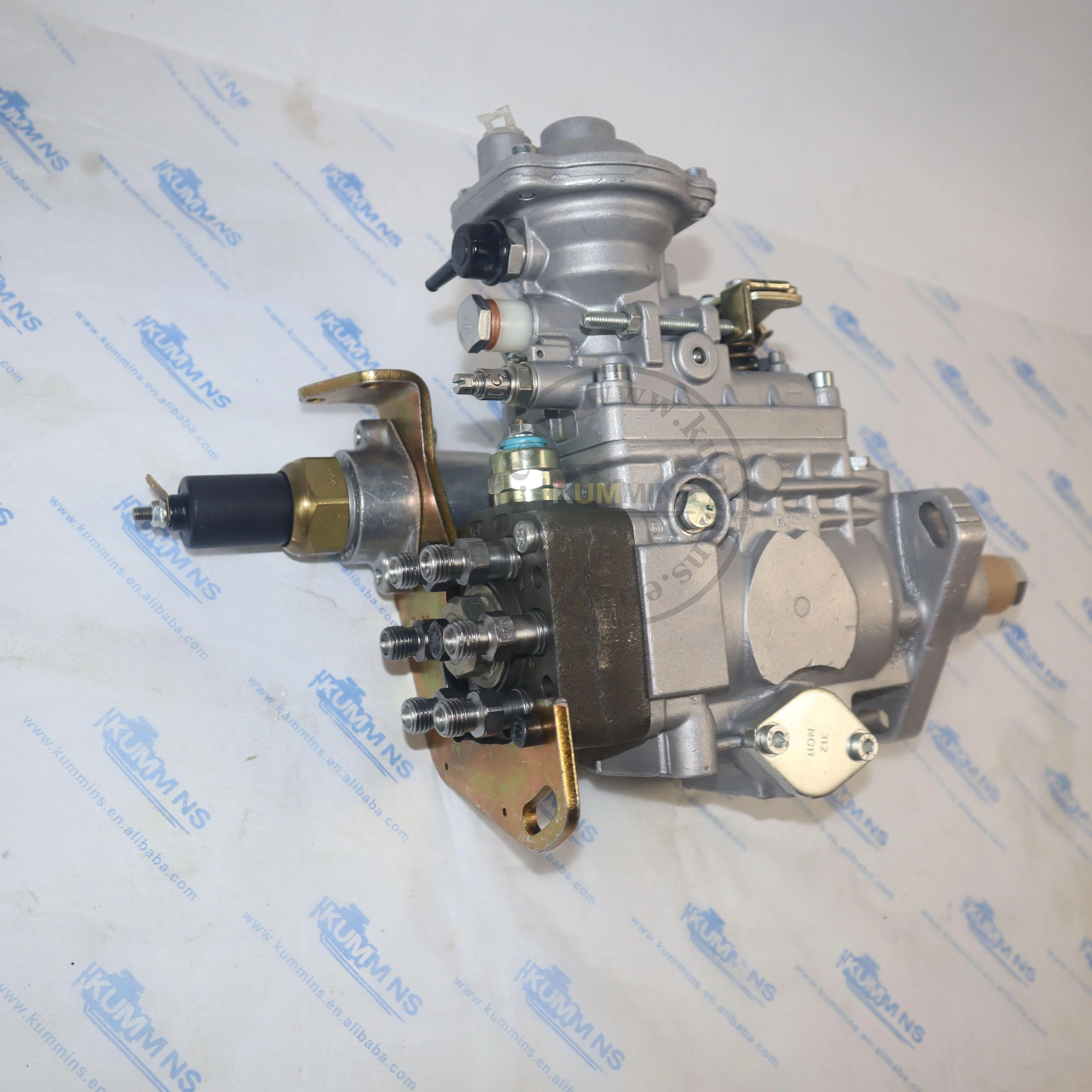 

Engine Parts 0460426367 3288249 3963949 Fuel Injection Pump For Cummins 6BT 6BTAA 5.9L