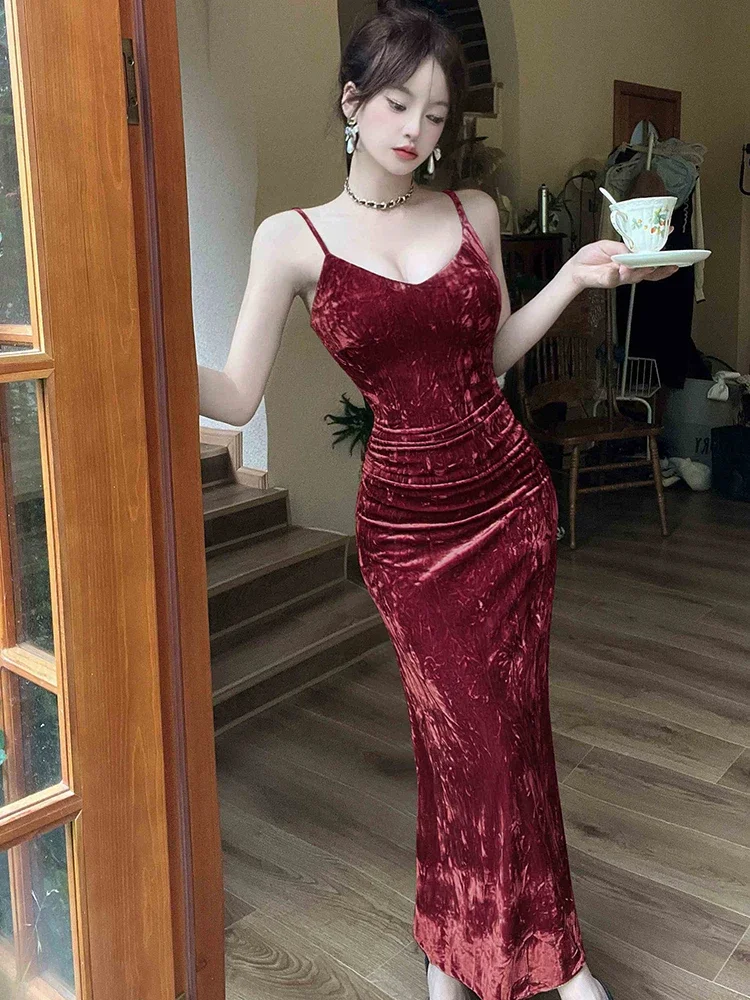 2024 Red Velvet Pleated Bodycon Prom Clothes Autumn Winter Elegant Luxury Evening Dress Women Korean Vintage Hepburn Party Dress