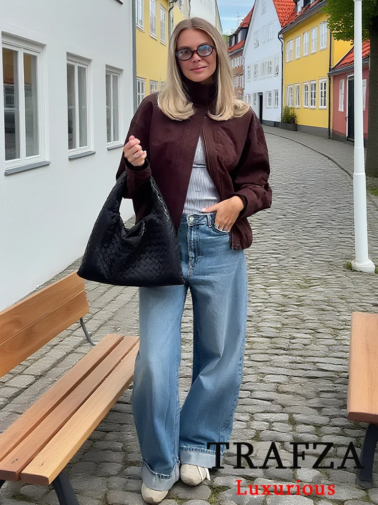

TRAFZA Vintage Casual Chic Women Jackets Brown Solid Long Sleeve Pockets Zipper Warm Coat New Fashion 2025 Autumn Winter Outwear