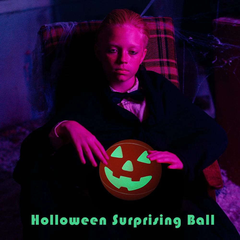 كرة الهالوين الانارة مقاس 3 تمتص الضوء يتوهج في كرة اليقطين الصامتة الناعمة الداكنة للمهرجانات لعبة كرة إسفنجية كذاب