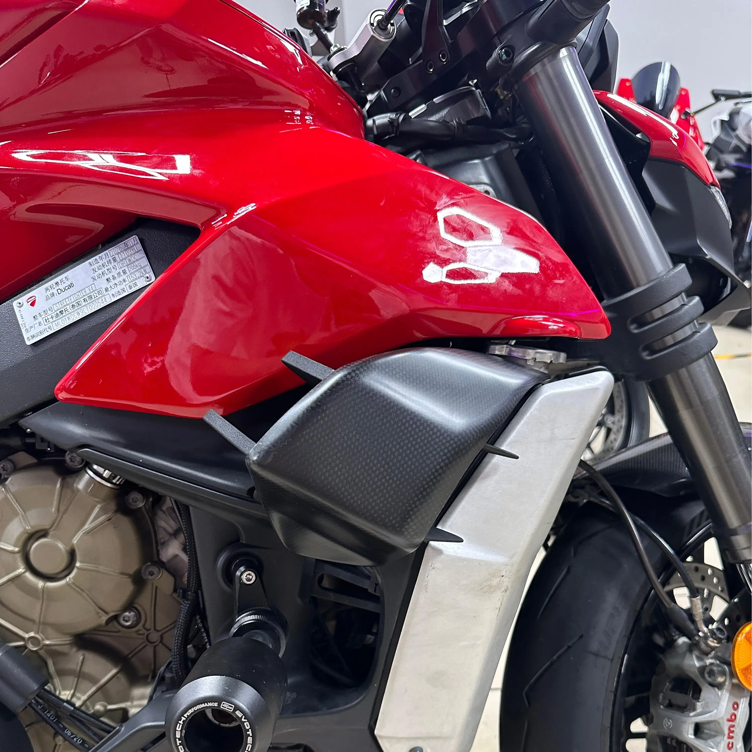 Carbon Fiber Winglets Wings Spoiler Fxed For DUCATI Streetfighter V4 V4S 2020-2022 2023 2024 Motorcycle Body Winglet Wing Kit