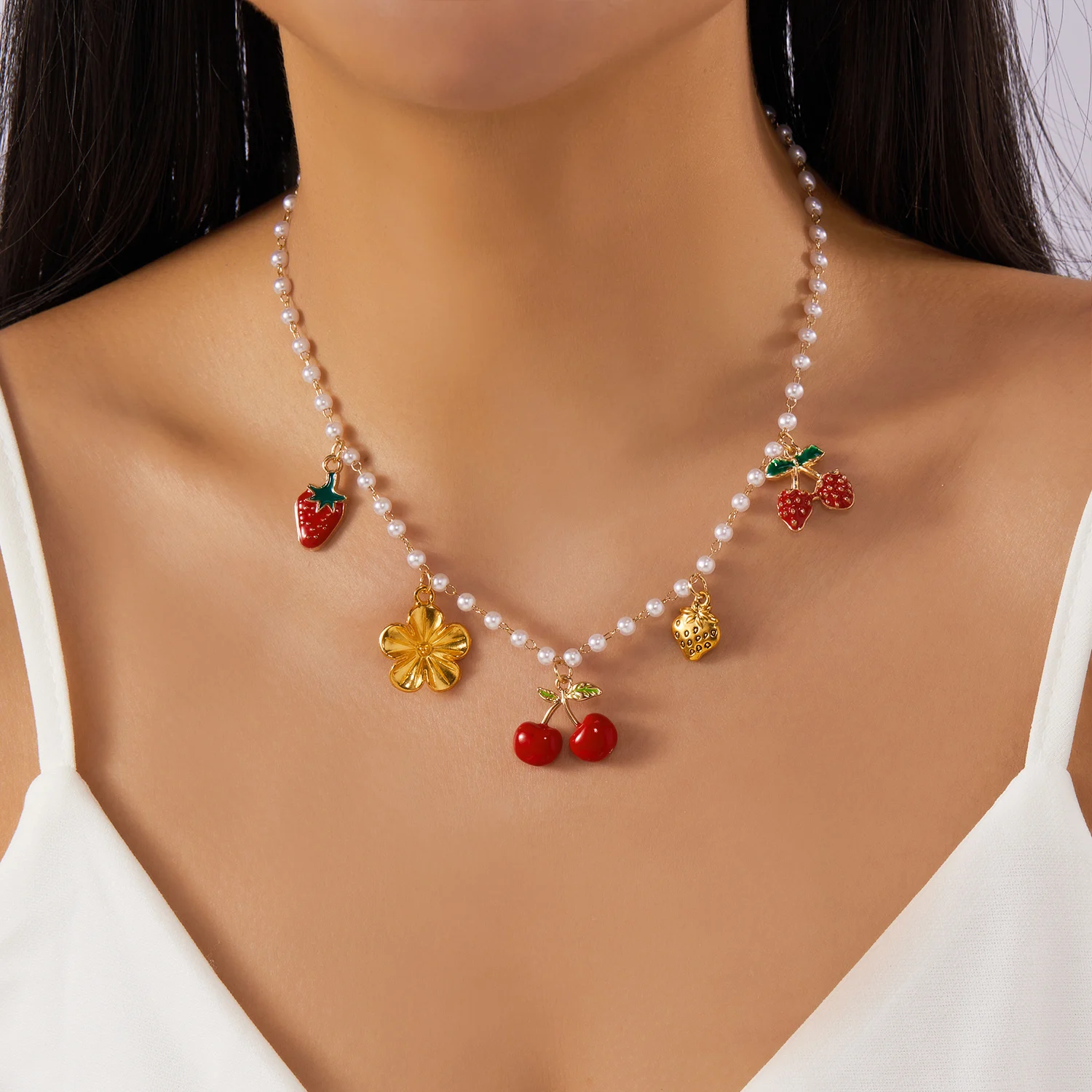 2026 Mode Charme Kirsche Herz Anhänger Halskette für Frauen Rote Erdbeere Bogen Perle Schlüsselbein Kette Ästhetischen Partei Schmuck – Detail 5