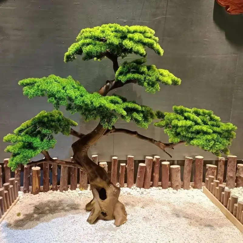 Indoor and outdoor simulation welcome pine decorative landscaping green plants Luo Hansong floor ornament can be customized