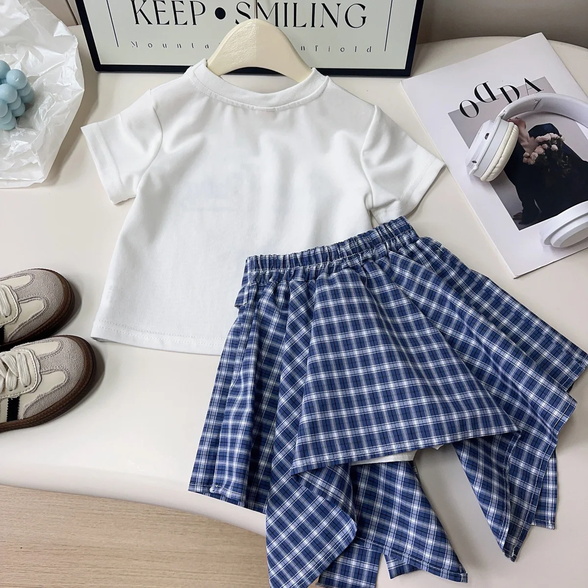 Girls Suit 2025 Summer New Little Girl Korean Short-sleeved T-shirt Irregular Plaid Skirt Pants Cross-border