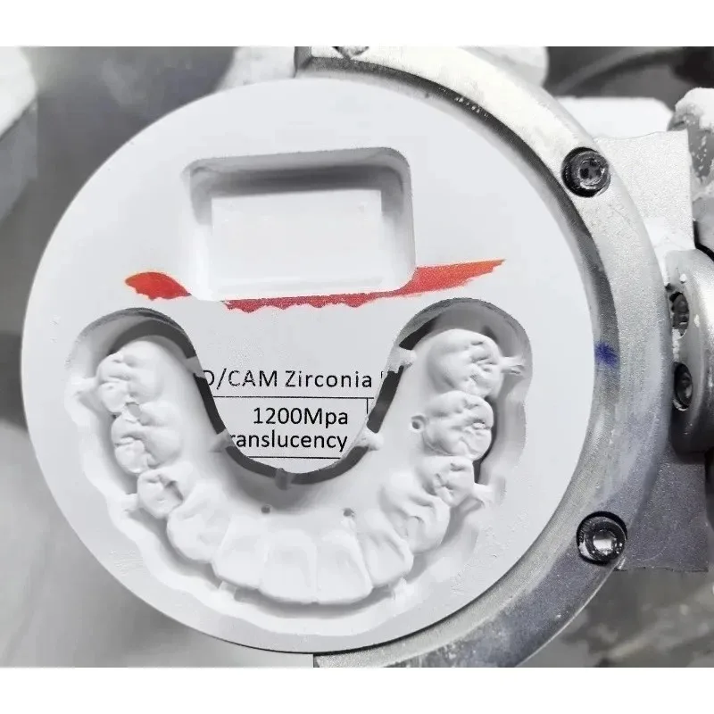 Automatic Disc Changing  Zircon-ia Chairside 5 Axis Milling Machine ZDM-5Z - Image 2