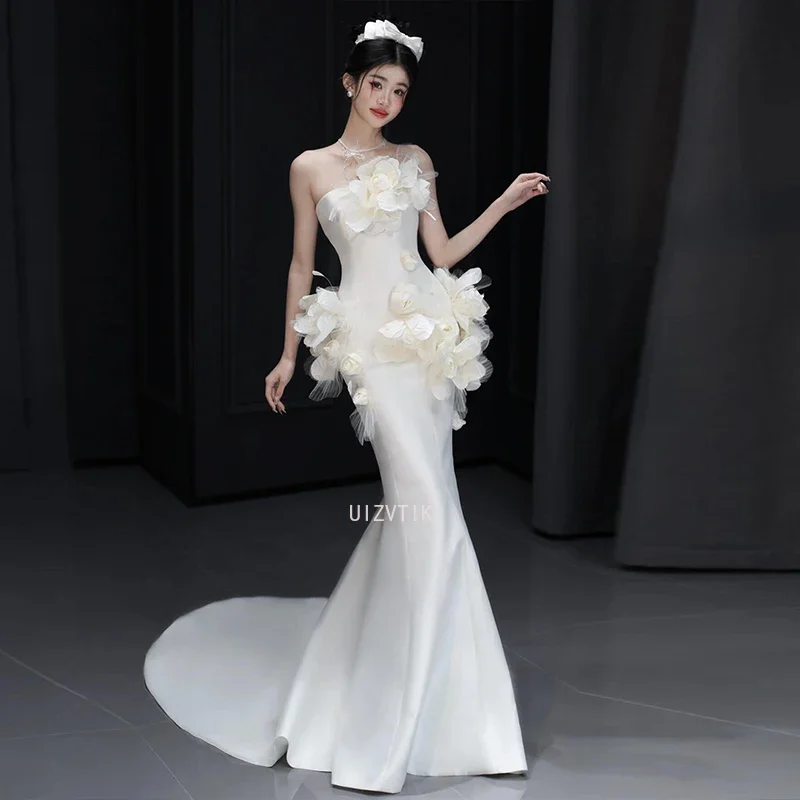 Lichte luxe satijnen trouwjurken dames strapless zeemeermin galajurk 3D bloemenapplicaties trein zoom formele feestavondjurk