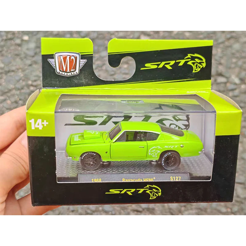 M2 1:64 SUPERBEE Shark's Mouth Little Red Truck Mercury Cougar XR7 Alloy Die Casting Simulation Model Collect Ornaments