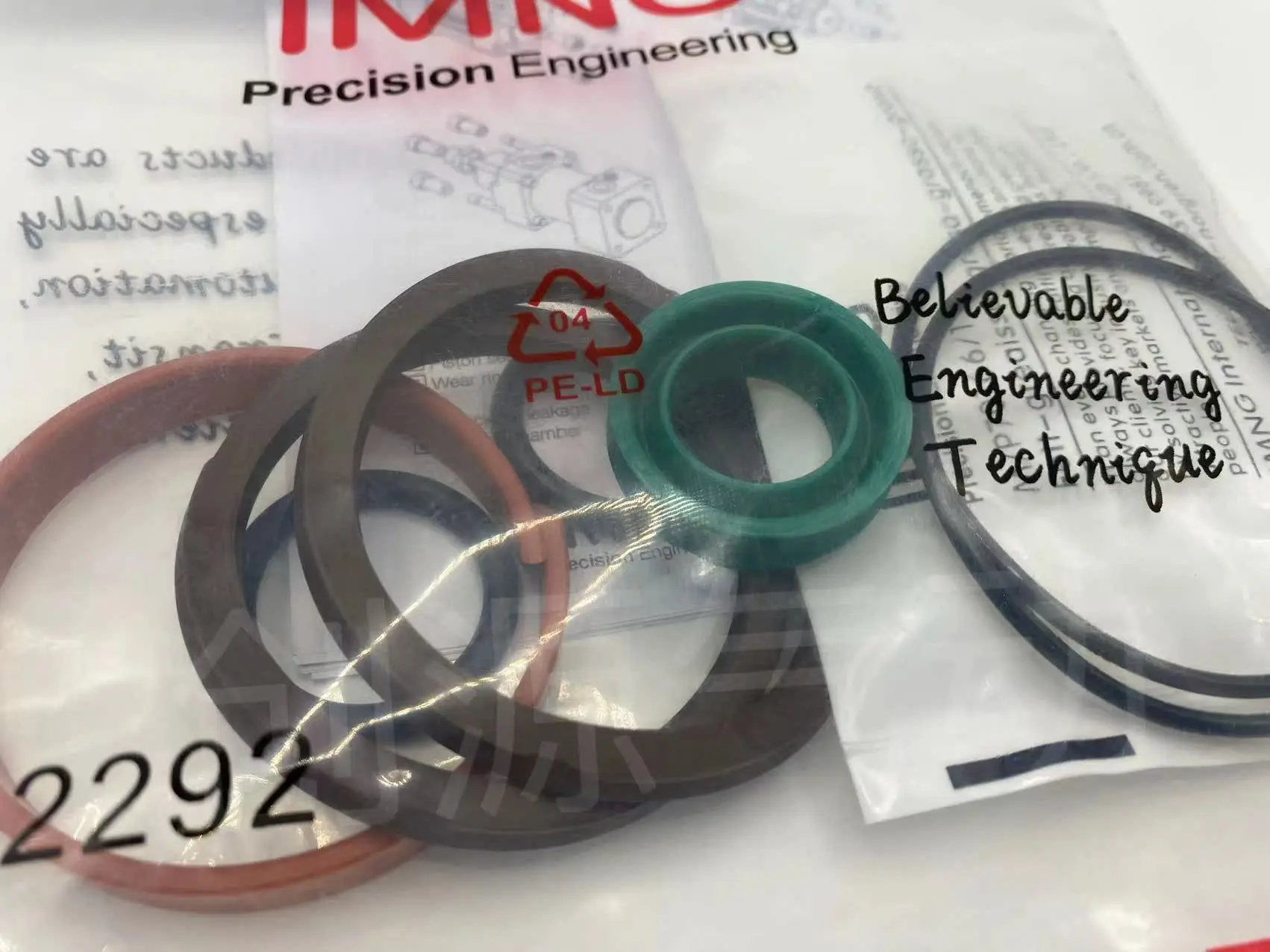 

Parts for Cylinder Seal Repair Kit QA/8032/00 QA/8040/00/8050/8063/8080/80100