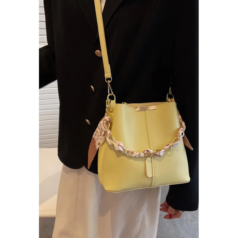 Bolso cruzado grande de alta calidad para mujer, bolsos de cubo con cadena, mensajero informal, versátil, exquisito, de lujo